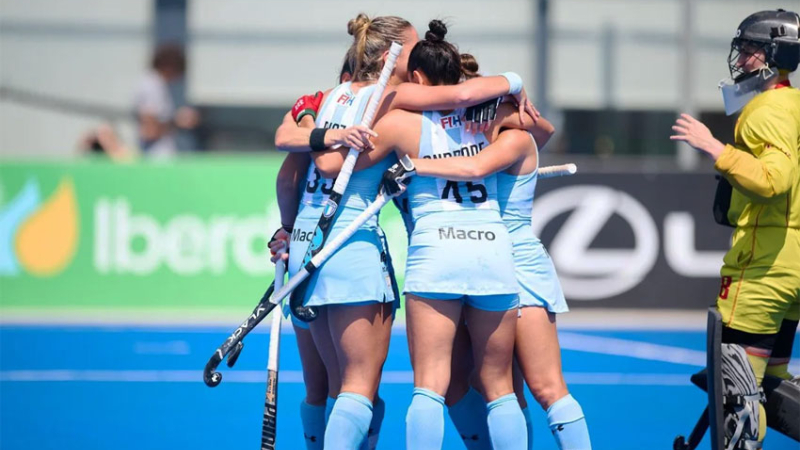 Las Leonas golearon a España y sueñan con el Mundial