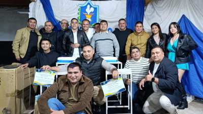 Los Frentones: agasajo a la Policía en su 72° aniversario