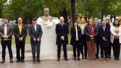 "La bandera nacional es el pueblo, los trabajadores y los sueños"