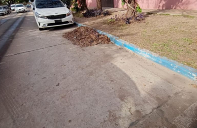 Confusión en las calles por señalización deficiente en el estacionamiento medido