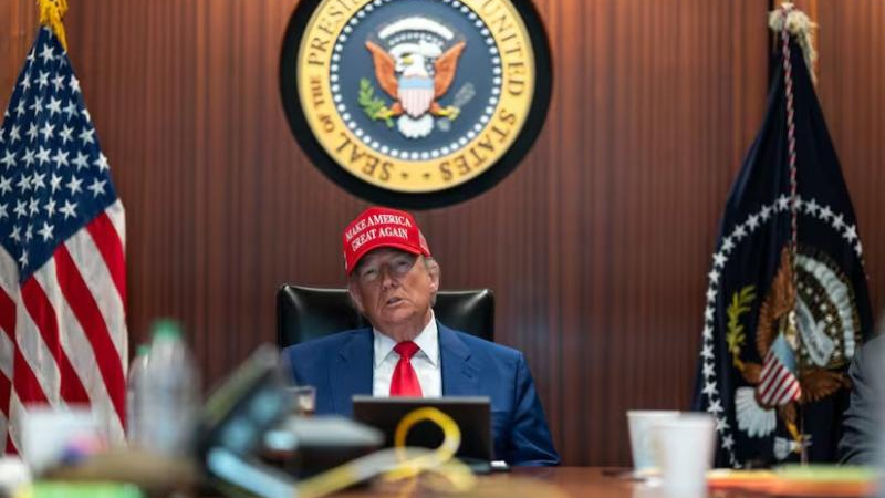 Trump amenazó con arancel extra de 10 % a países que respalden a los Brics