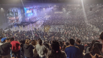 El "milagro" de los dólares: el pastor Ledesma contradijo a su hijo