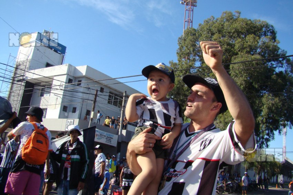 Recuerdos del festejo por el ascenso de For Ever a Primera Nacional