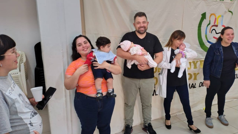 Se reduce el tiempo en que las mujeres dan el pecho y también afecta a la donación a bebés internados