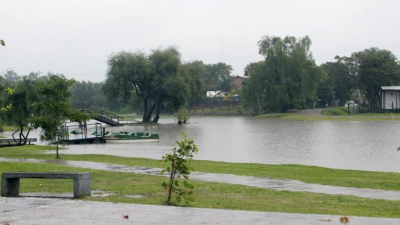 Investigación evidencia el impacto del clima y la urbanización sobre la laguna Francia