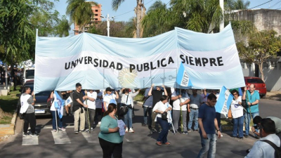 Chaco y Corrientes marchan para rechazar el veto al financiamiento universitario