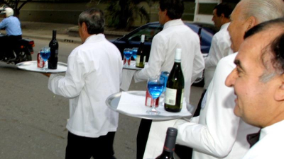 Empresarios y trabajadores gastronómicos describen la fragilidad del sector en un complejo escenario