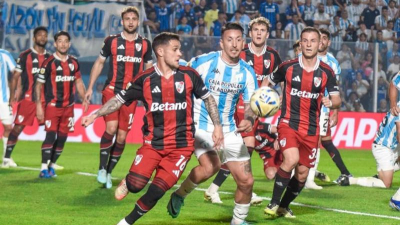 Atlético Tucumán celebró ante un River muy alternativo