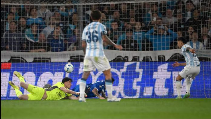 Racing volvió a ganarle a Vélez y es semifinalista de la Copa Libertadores