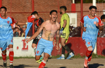 Estudiantes lo dio vuelta y se quedó con un partidazo ante Regional