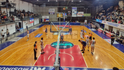 Villa San Martín encendió motores en el segundo tiempo y festejó en el debut