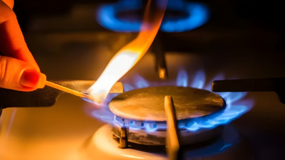 El gas sube 3,8% este mes y la luz podría aumentar otro tanto