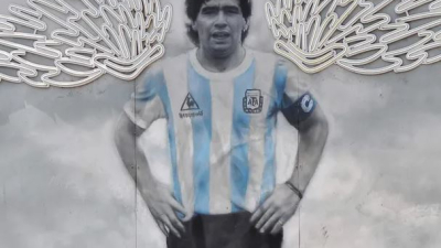 El mensaje de la cuenta oficial de Diego Maradona a cinco años de su muerte: "Resucitando"