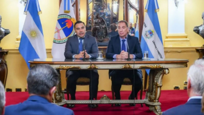 En Corrientes, Valdés y Santilli discutieron el presupuesto y la coparticipación