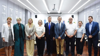 El Gobierno del Chaco avanza en un acuerdo de intercambio educativo con Francia