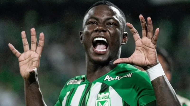 La sugerente historia de Hinestroza que confirmaría su llegada a Boca