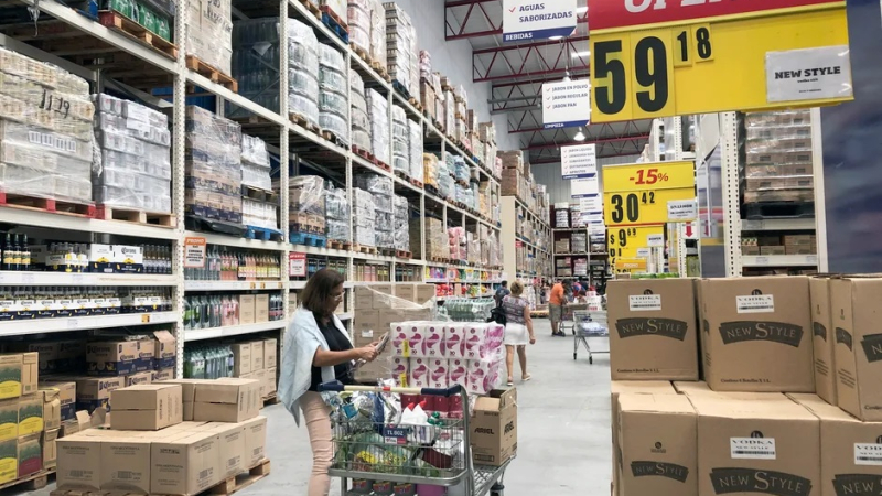 La inflación mayorista se aceleró, pero cerró el 2025 con el menor nivel en ocho años