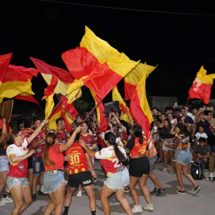 sapucay_hinchada0.jpg