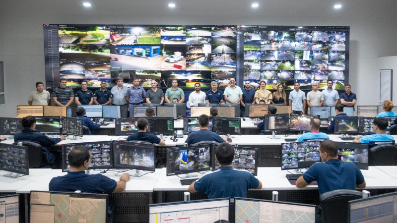 Para prevenir robos, autoridades de la Cámara de Comercio se reunieron con el ministro de Seguridad