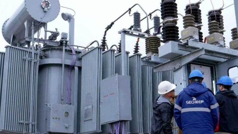 Más de una hora sin luz en gran parte de la ciudad por las fuertes ráfagas