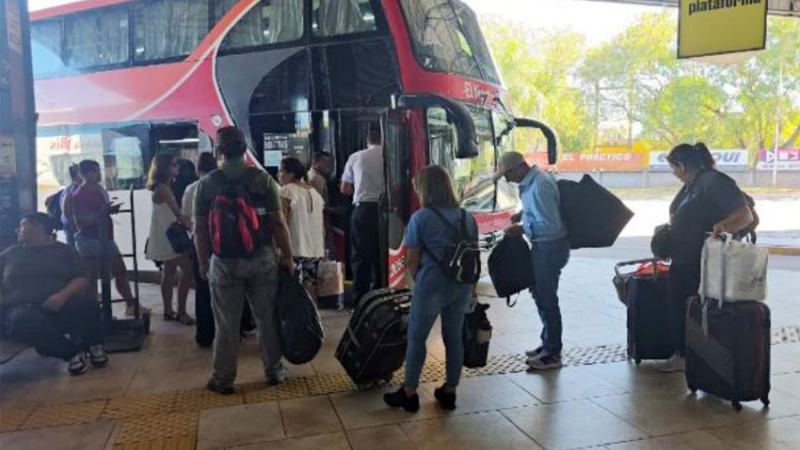 La terminal de Resistencia vivió el regreso masivo tras el feriado de Carnaval