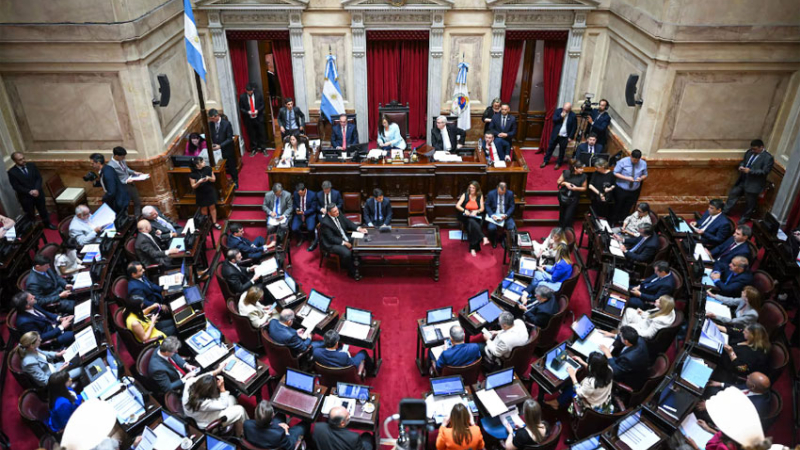 El Senado cierra las extraordinarias con alta actividad e intensos debates