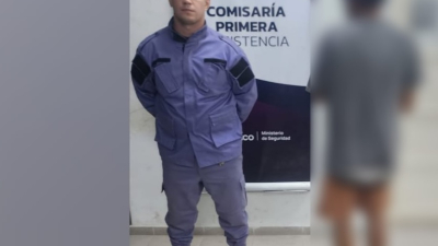 Robaban medidores de agua y terminaron detenidos en plena noche