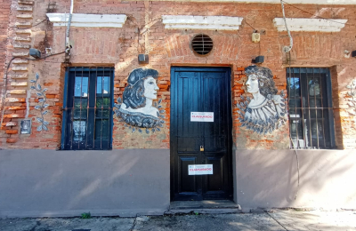 Dos históricos piden ayuda para no cerrar