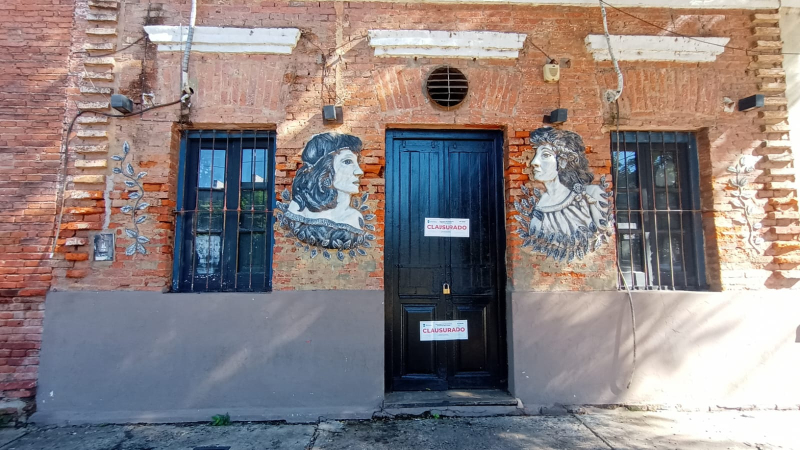 Dos históricos piden ayuda para no cerrar