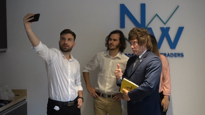 Milei Novelli.jpg