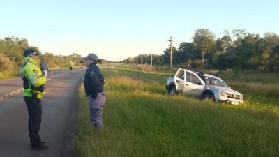Hallan muerto a un hombre dentro de su camioneta a la vera de la ruta 90
