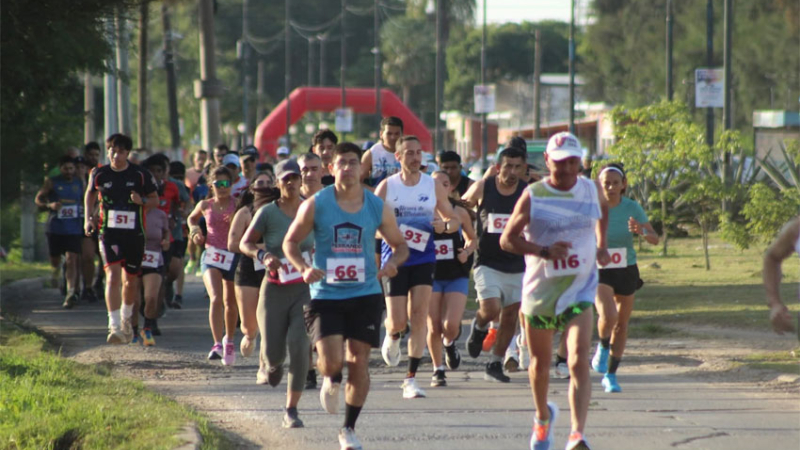 Unos 140 corredores participaron de la Maratón por el aniversario de Puerto Vilelas