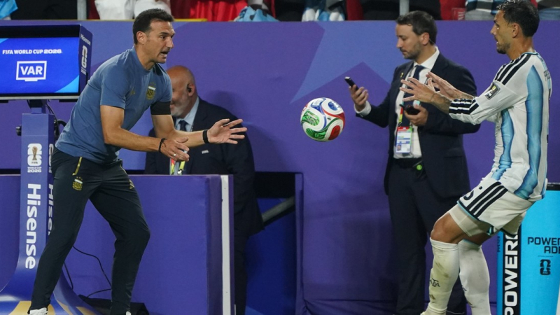 Leandro Paredes habló del supuesto favoritismo por Argentina y por Messi: "No le damos bola a lo que se dice"