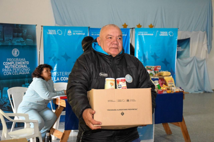beneficiario recibió su caja alimentaria celiaca