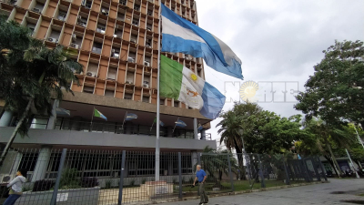 El gobierno provincial anunció subas escalonadas del 10% más un refuerzo de $200.000 hasta noviembre