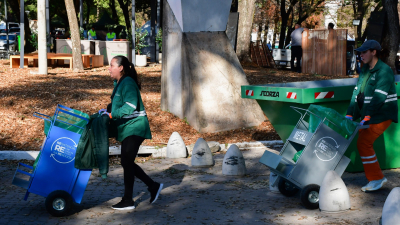 La municipalidad pide a visitantes colaborar con la limpieza del Parque 2 de Febrero