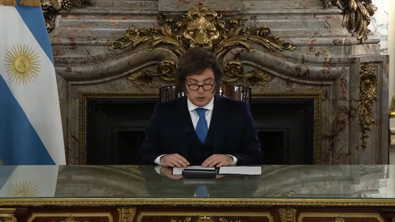 El plan de Milei para "frenar 91 años de declive"