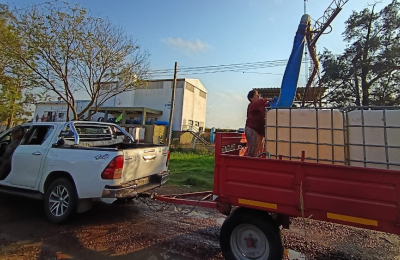 Las avivadas de costumbre y largas filas por un poco de agua