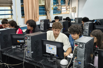 La UTN Resistencia reunió a jóvenes de la región en un desafío de programación