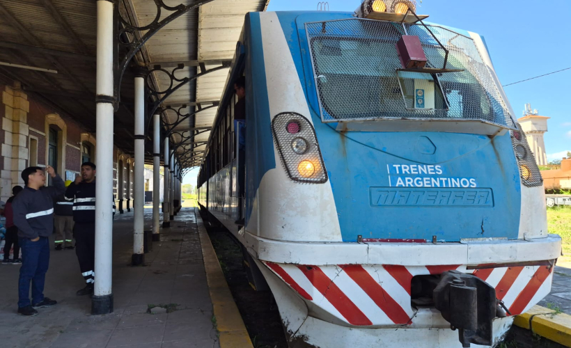Volvieron los trenes al Chaco tras casi dos semanas de suspensión