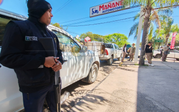 Una concesionaria allanada, sillones con drogas y un cargamento millonario