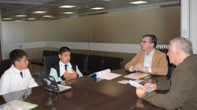 El NBCH recibió a estudiantes ganadores de un innovador proyecto financiero
