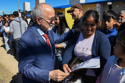 entrega viviendas_Laguna Blanca (13)