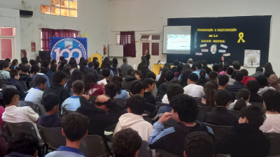Más de 200 estudiantes en el cierre de Septiembre Amarillo