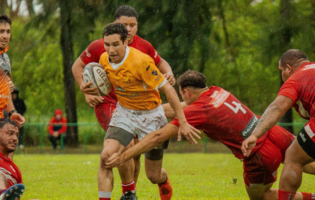 Curne se quedó con el clásico y se metió en semifinales