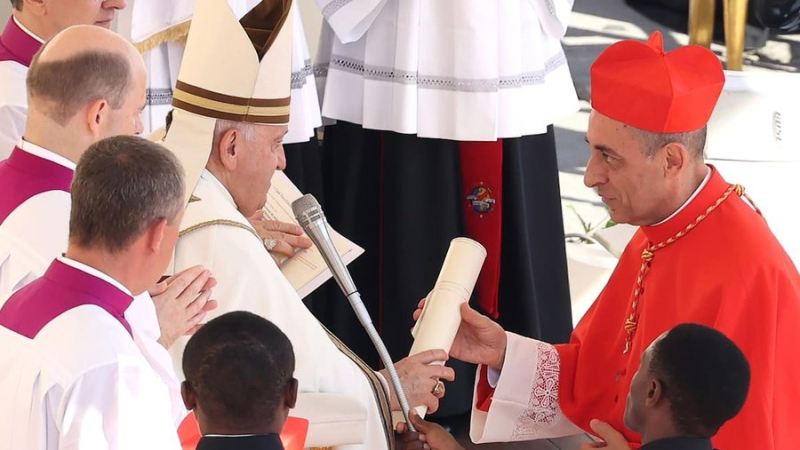 El Vaticano anunció que publicará "El diario personal del papa Francisco"