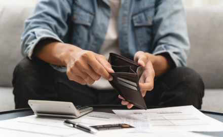 En agosto la morosidad en las familias fue del 12,8%