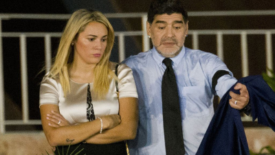 Nuevo escándalo de Maradona: se peleó a los gritos con su mujer en Madrid