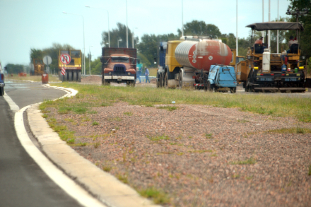 ruta deteriorada y nueva.jpg