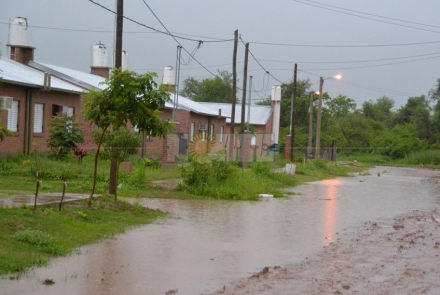 lluvia complica las calles.jpg